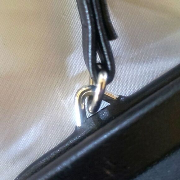 𝅺VINTAGE Style Handbag - Picture 8 of 16